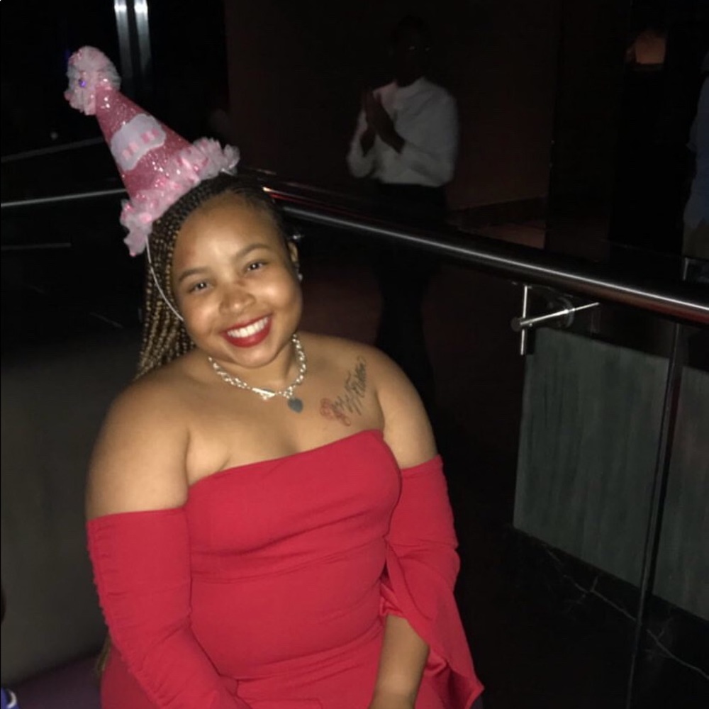 Meet your Posher, Monet